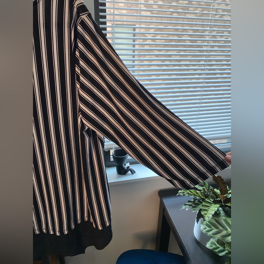 Striped blouse - Picture 2 of 3